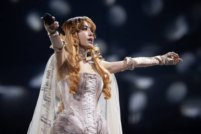 Mỹ nh&acirc;n bị cấm s&oacute;ng v&ocirc; thời hạn: To&agrave;n bộ &acirc;m nhạc bị gỡ bỏ, concert 760 tỷ đồng chịu h&agrave;ng trăm đơn tố c&aacute;o- Ảnh 1.