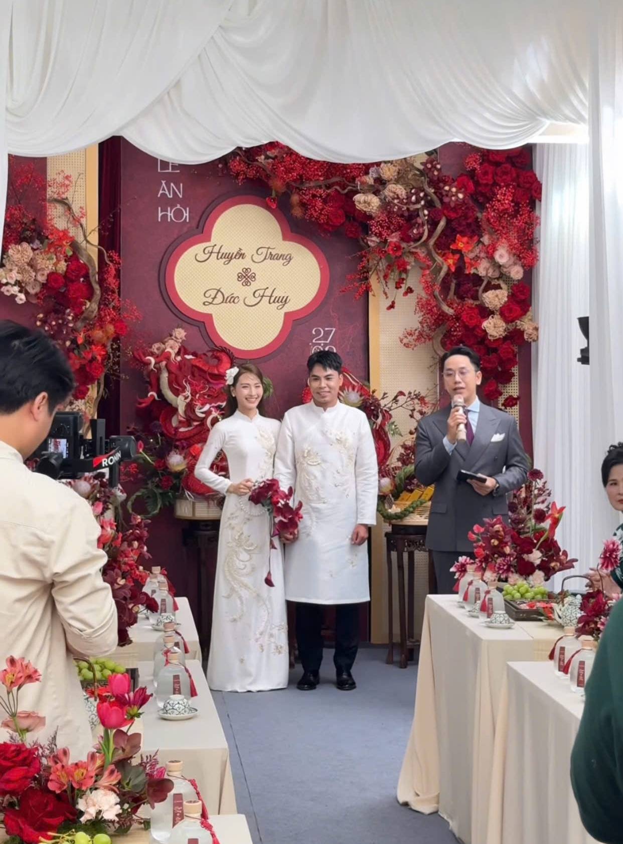 Khôi hài chuyện "va" nhau 8 năm trước của MC Mù Tạt và Đức Huy: Cái kết như được viết sẵn từ đầu- Ảnh 1. Khôi hài chuyện "va" nhau 8 năm trước của MC Mù Tạt và Đức Huy: Cái kết như được viết sẵn từ đầu- Ảnh 1.