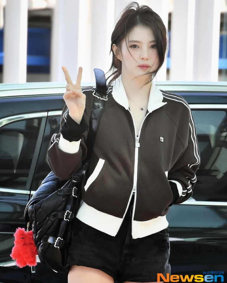 Phải gọi Han So Hee là "mỹ nữ tóc rối"!- Ảnh 3. Phải gọi Han So Hee là "mỹ nữ tóc rối"!- Ảnh 3.