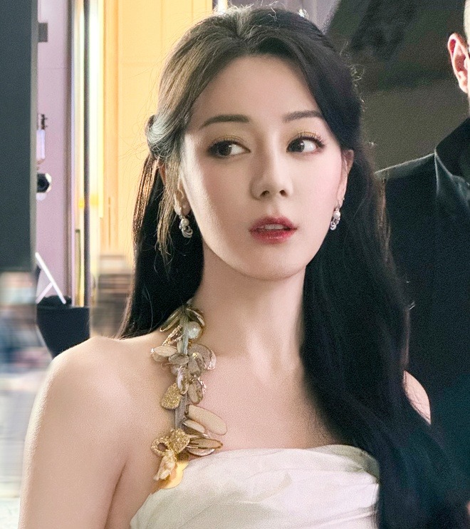 Mỹ nhân cả đời không biết xấu là gì: Mặt đẹp dáng đẹp, đến style cũng ngất ngây lòng người- Ảnh 6. Mỹ nhân cả đời không biết xấu là gì: Mặt đẹp dáng đẹp, đến style cũng ngất ngây lòng người- Ảnh 6.