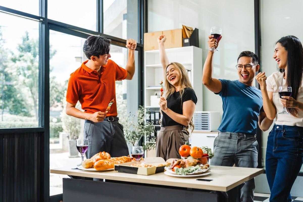 B&iacute; k&iacute;p &ldquo;giải lời nguyền&rdquo; uể oải hậu Tết, bắt nhịp cuộc sống c&ocirc;ng sở hừng hực- Ảnh 2.