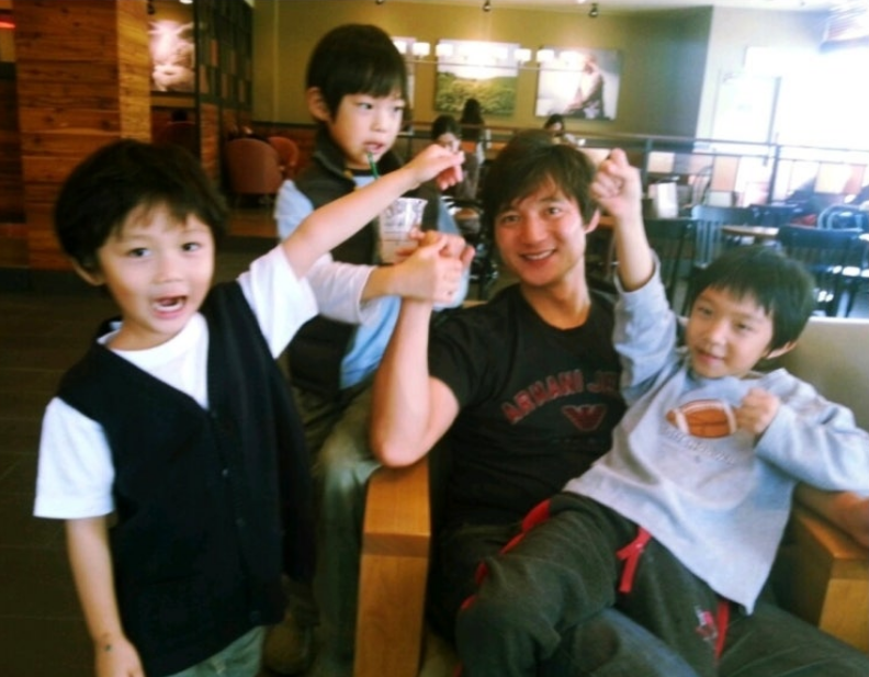 Phát sốt với quý tử nhà diễn viên Vincenzo: 20 tuổi cao 1m97, đẹp trai như Jin (BTS)!- Ảnh 6. Phát sốt với quý tử nhà diễn viên Vincenzo: 20 tuổi cao 1m97, đẹp trai như Jin (BTS)!- Ảnh 6.