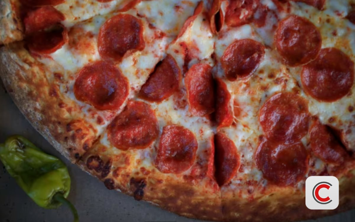 Một chuỗi pizza nổi tiếng phải đ&oacute;ng cửa 300 chi nh&aacute;nh v&igrave; qu&aacute; kh&oacute; khăn, h&agrave;ng chục nh&acirc;n vi&ecirc;n khối văn ph&ograve;ng bị sa thải- Ảnh 1.