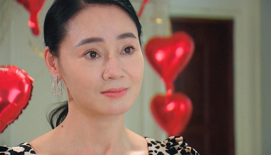 Mỹ nh&acirc;n c&oacute; đ&ocirc;i mắt buồn nhất Việt Nam lộ gương mặt kh&aacute;c lạ, ai nh&igrave;n cũng tiếc nhan sắc ng&agrave;y xưa- Ảnh 8.