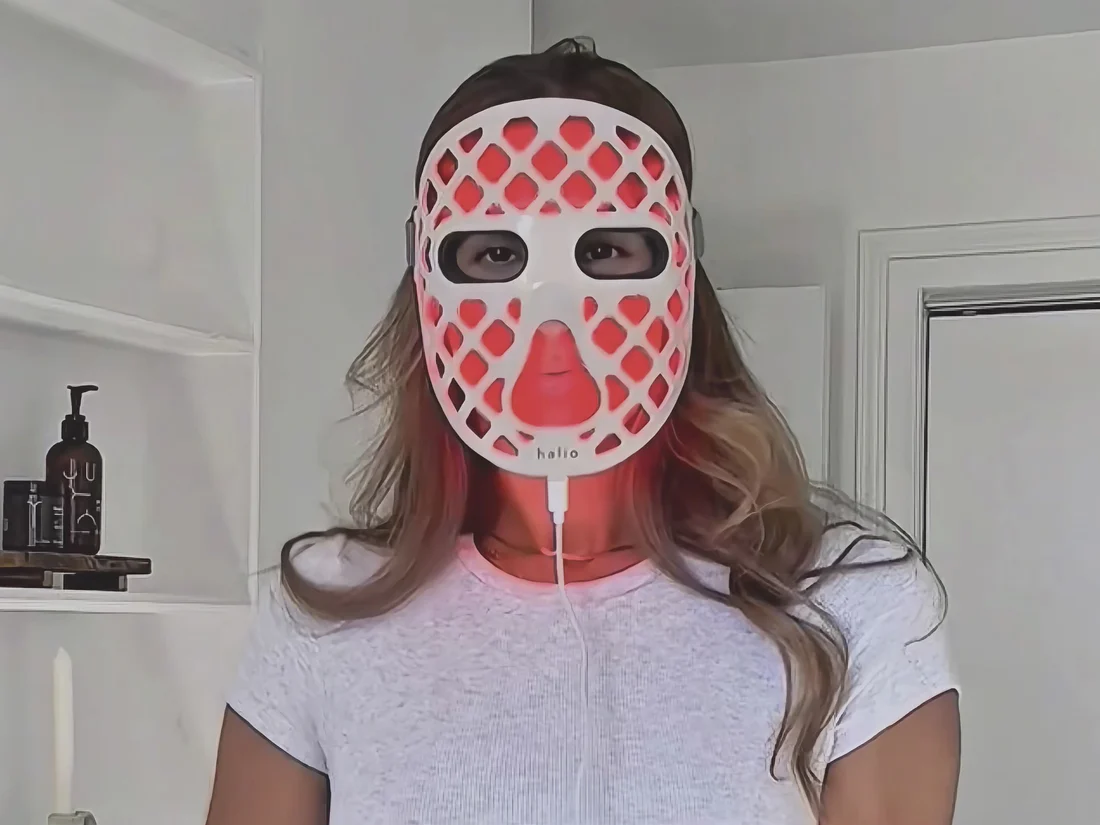 Tắt điện thoại sớm v&agrave; l&agrave;m 4 điều n&agrave;y trước khi đi ngủ, l&agrave;n da của c&ocirc; n&agrave;ng n&agrave;y "l&ecirc;n hương" r&otilde; rệt- Ảnh 7.