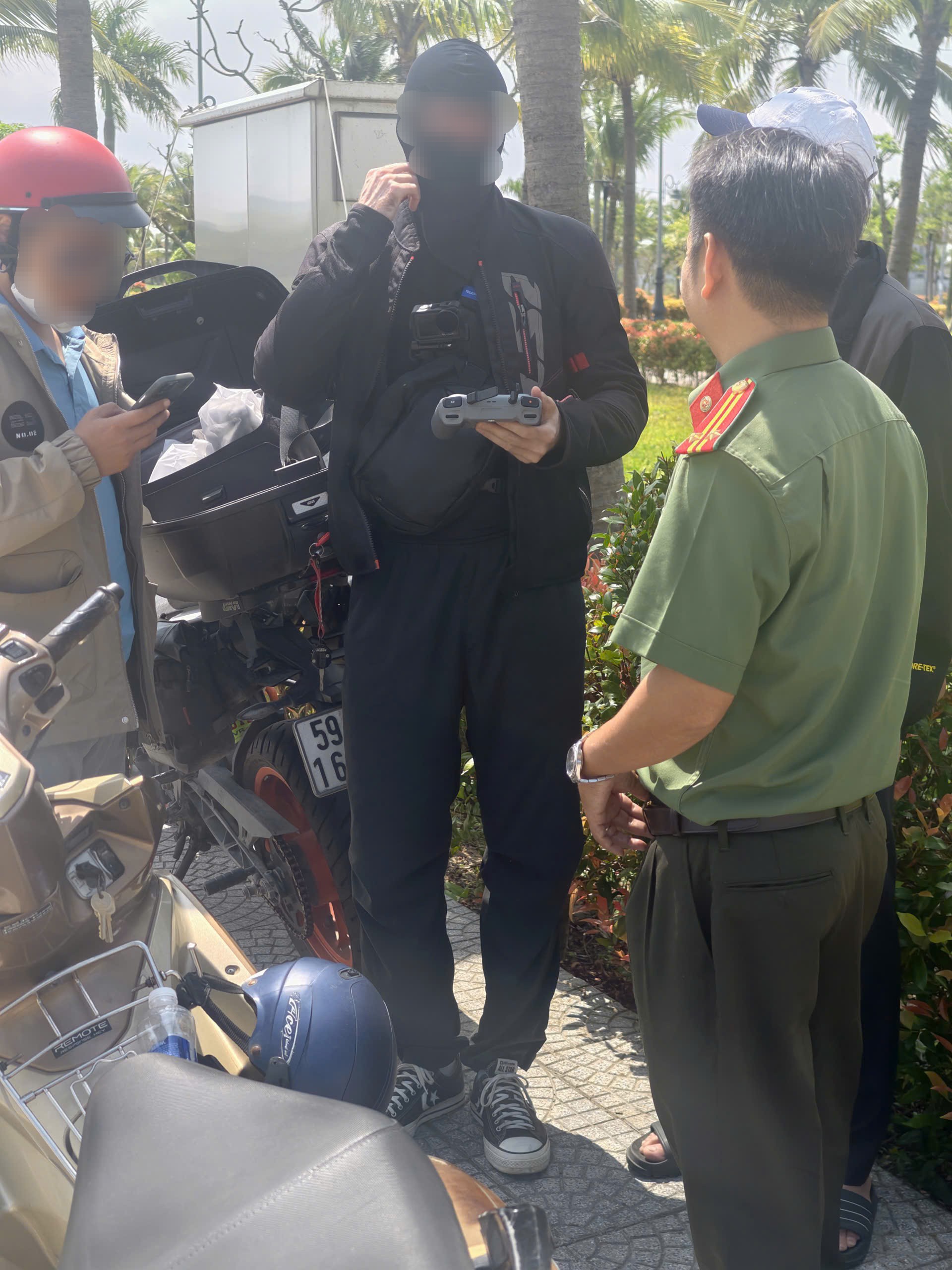 Xử l&yacute; 7 flycam x&acirc;m nhập v&ugrave;ng cấm tr&ecirc;n bầu trời Đ&agrave; Nẵng- Ảnh 3.