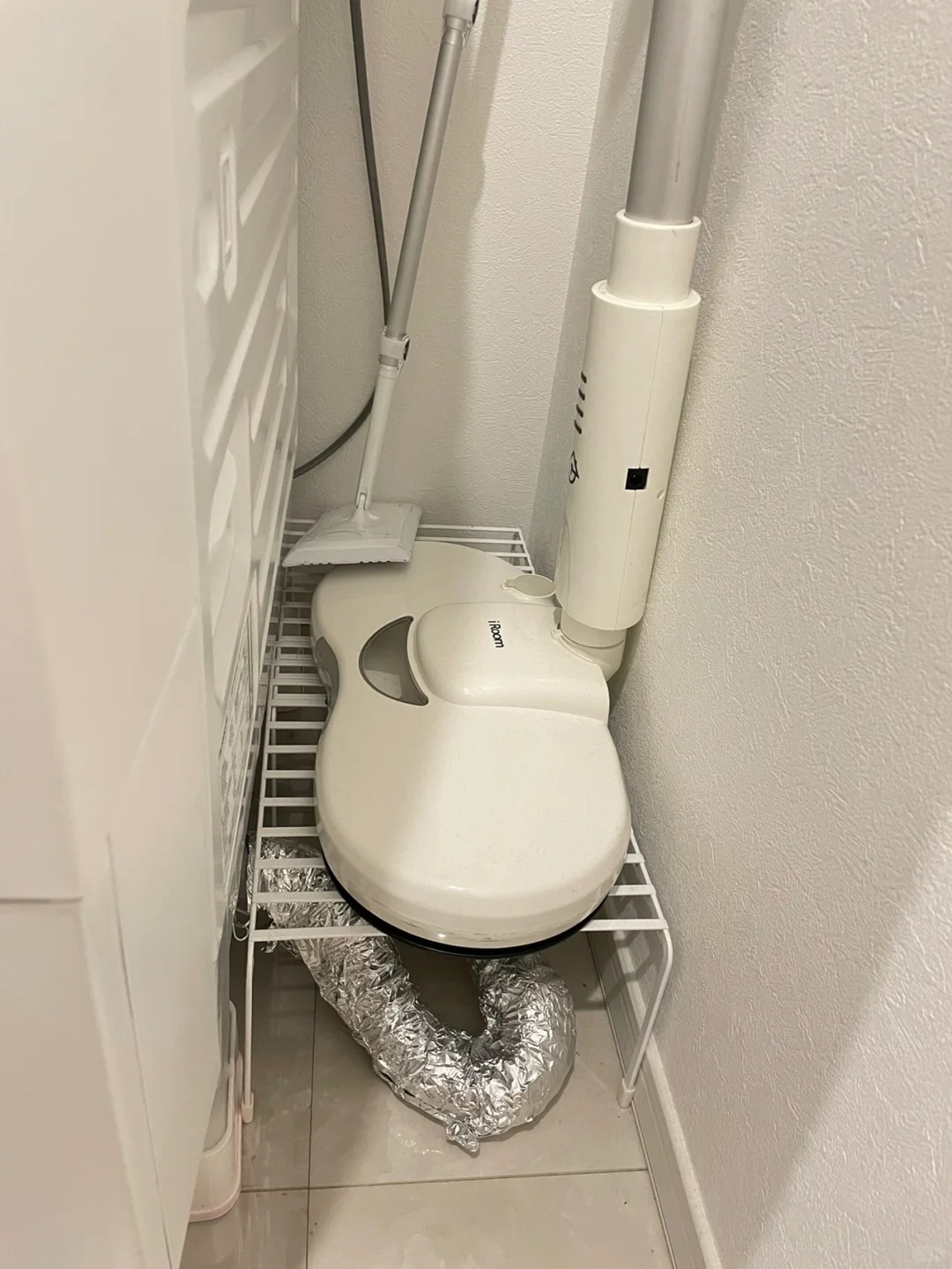 Không mở rộng diện tích, chỉ đổi cách dùng: Người phụ nữ 57 tuổi tiết kiệm tiền cải tạo nhờ 9 khe hở dưới 20cm- Ảnh 7. Không mở rộng diện tích, chỉ đổi cách dùng: Người phụ nữ 57 tuổi tiết kiệm tiền cải tạo nhờ 9 khe hở dưới 20cm- Ảnh 7.