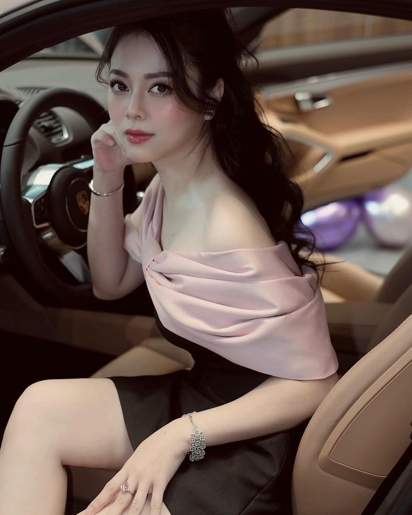 Hằng T&uacute;i l&ecirc;n tiếng về chuyện bị tố lừa đảo, "l&ugrave;a g&agrave;" bitcoin- Ảnh 3.