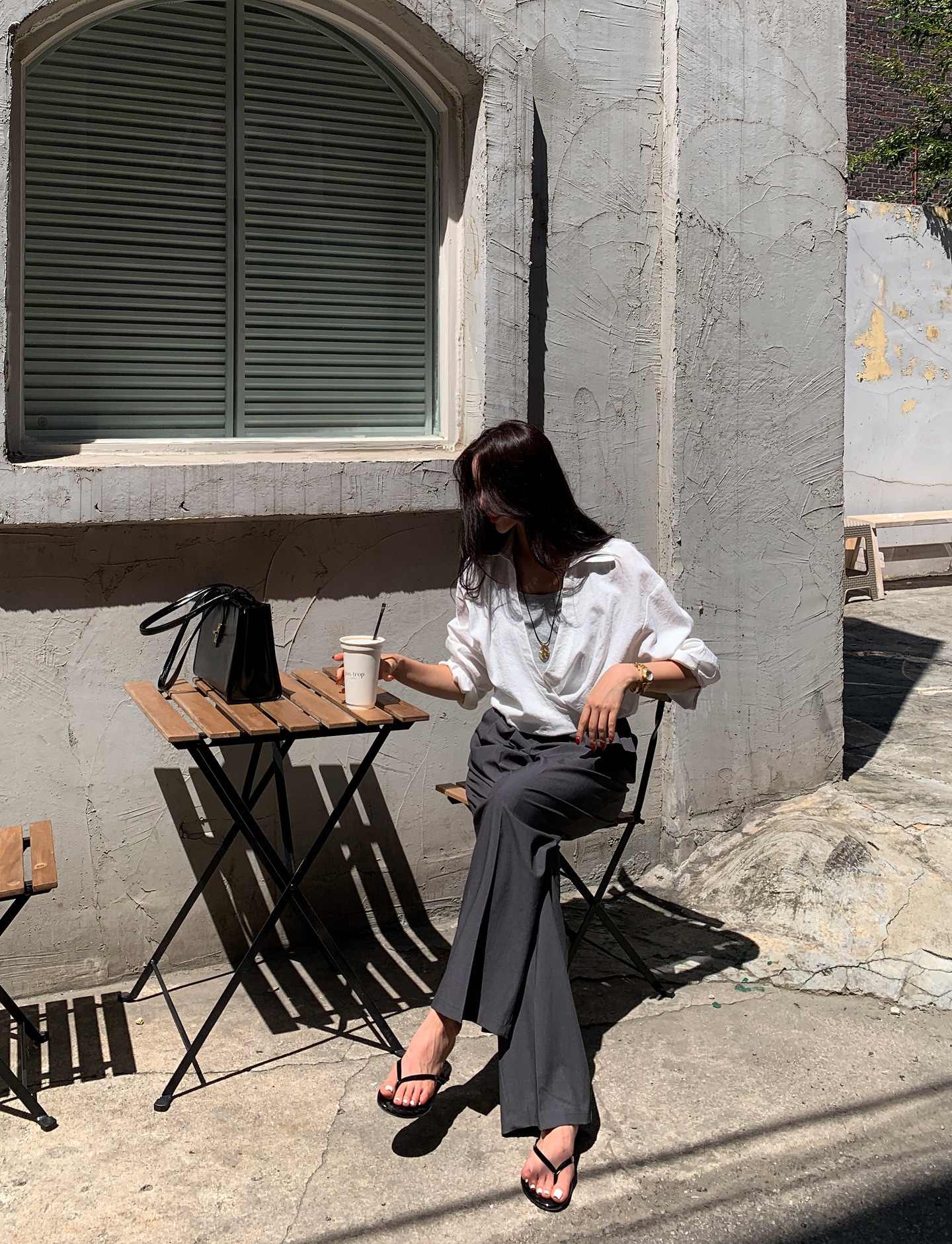 Cần nhất l&uacute;c n&agrave;y l&agrave; cập nhật 4 xu hướng &aacute;o sơ mi xu&acirc;n - h&egrave; đang hot- Ảnh 10.