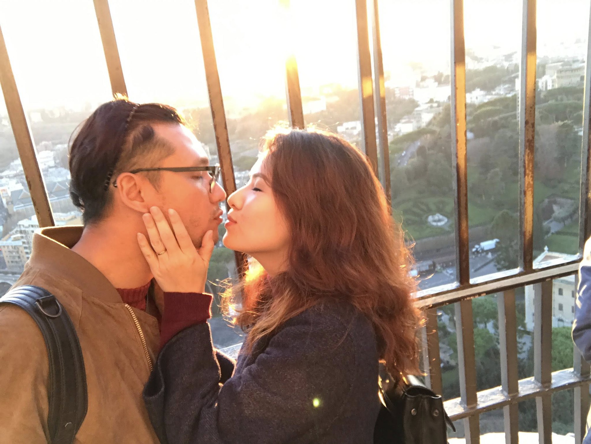 Mỹ nh&acirc;n phim giờ v&agrave;ng VTV n&oacute;i thẳng chồng l&atilde;nh đạo: "Em thấy dạo n&agrave;y bớt y&ecirc;u anh đi một t&iacute; rồi đấy"- Ảnh 3.