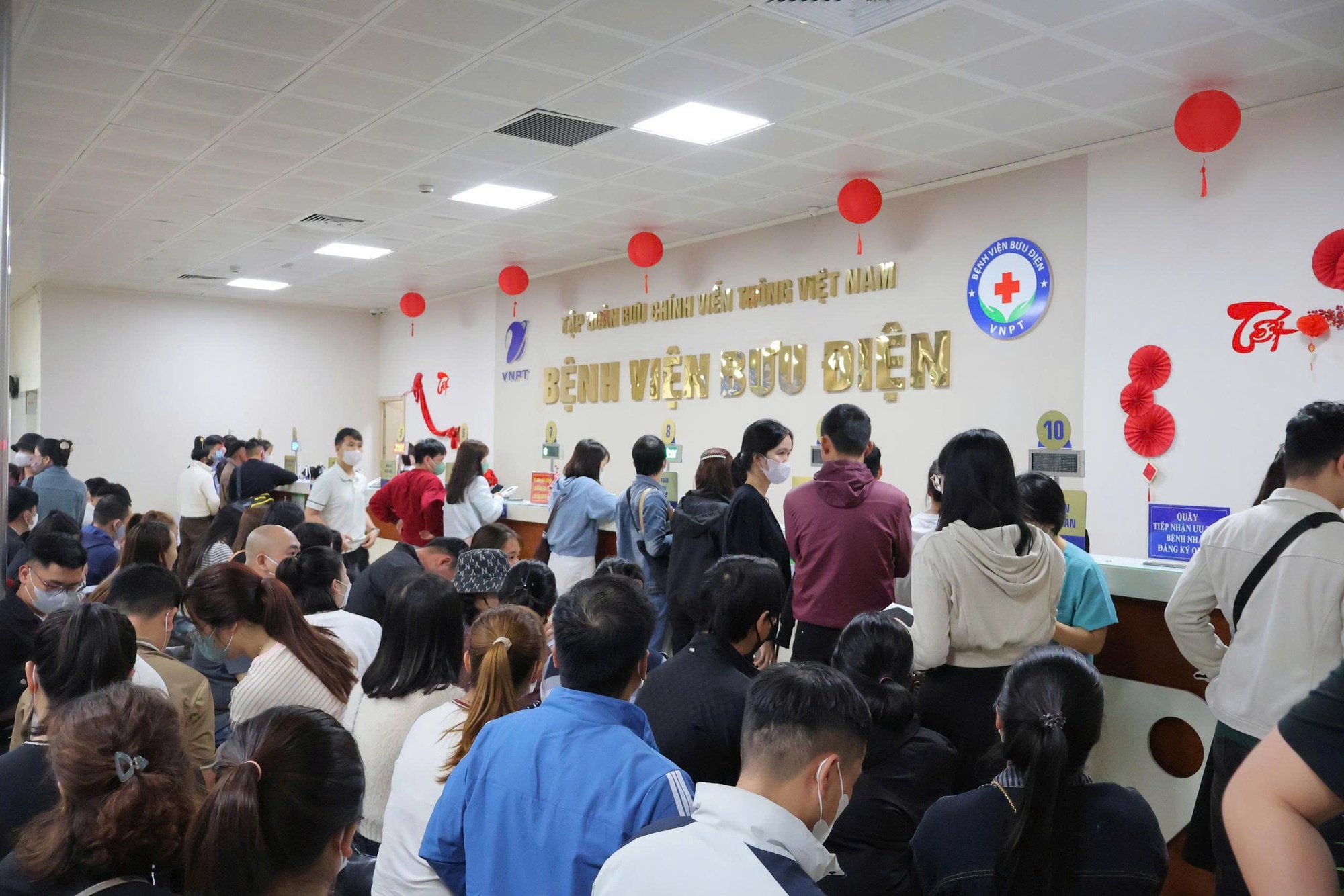 Nhiều người trẻ 20 tuổi trứng cạn, không có tinh trùng: Bác sĩ cảnh báo "thủ phạm"- Ảnh 1. Nhiều người trẻ 20 tuổi trứng cạn, không có tinh trùng: Bác sĩ cảnh báo "thủ phạm"- Ảnh 1.