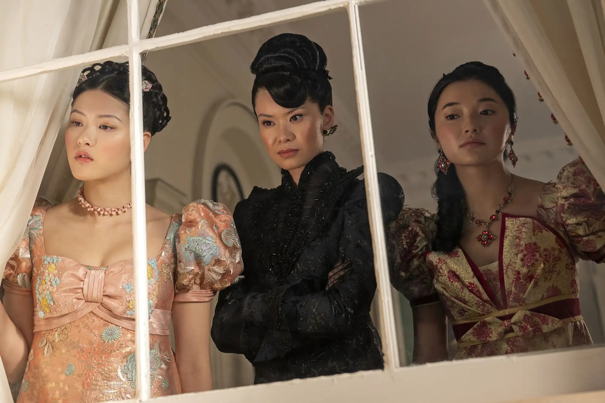 N&agrave;ng Lọ Lem kh&ocirc;ng đợi ph&eacute;p m&agrave;u trong Bridgerton: Viết lại số phận nhờ bản lĩnh thay v&igrave; l&ograve;ng thương- Ảnh 6.