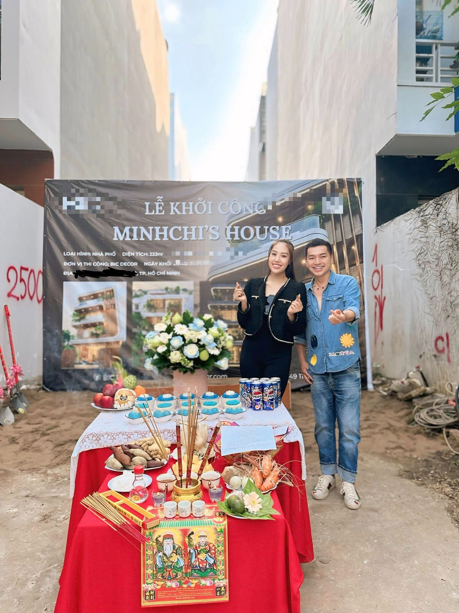 Nam nghệ sĩ U70 si m&ecirc; mẹ đơn th&acirc;n k&eacute;m 37 tuổi, tặng biệt thự 4 tầng, mua nhiều mỹ phẩm để kh&ocirc;ng gi&agrave;- Ảnh 7.