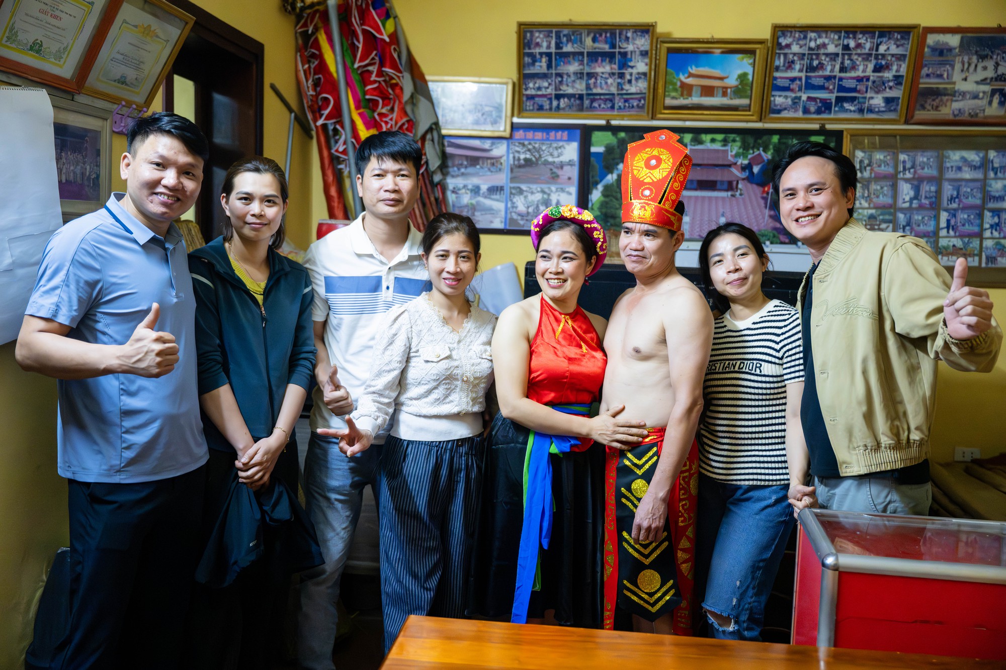 C&acirc;u chuyện &iacute;t biết về cặp đ&ocirc;i 11 năm thực hiện nghi lễ phồn thực &ldquo;linh tinh t&igrave;nh phộc&rdquo;- Ảnh 6.