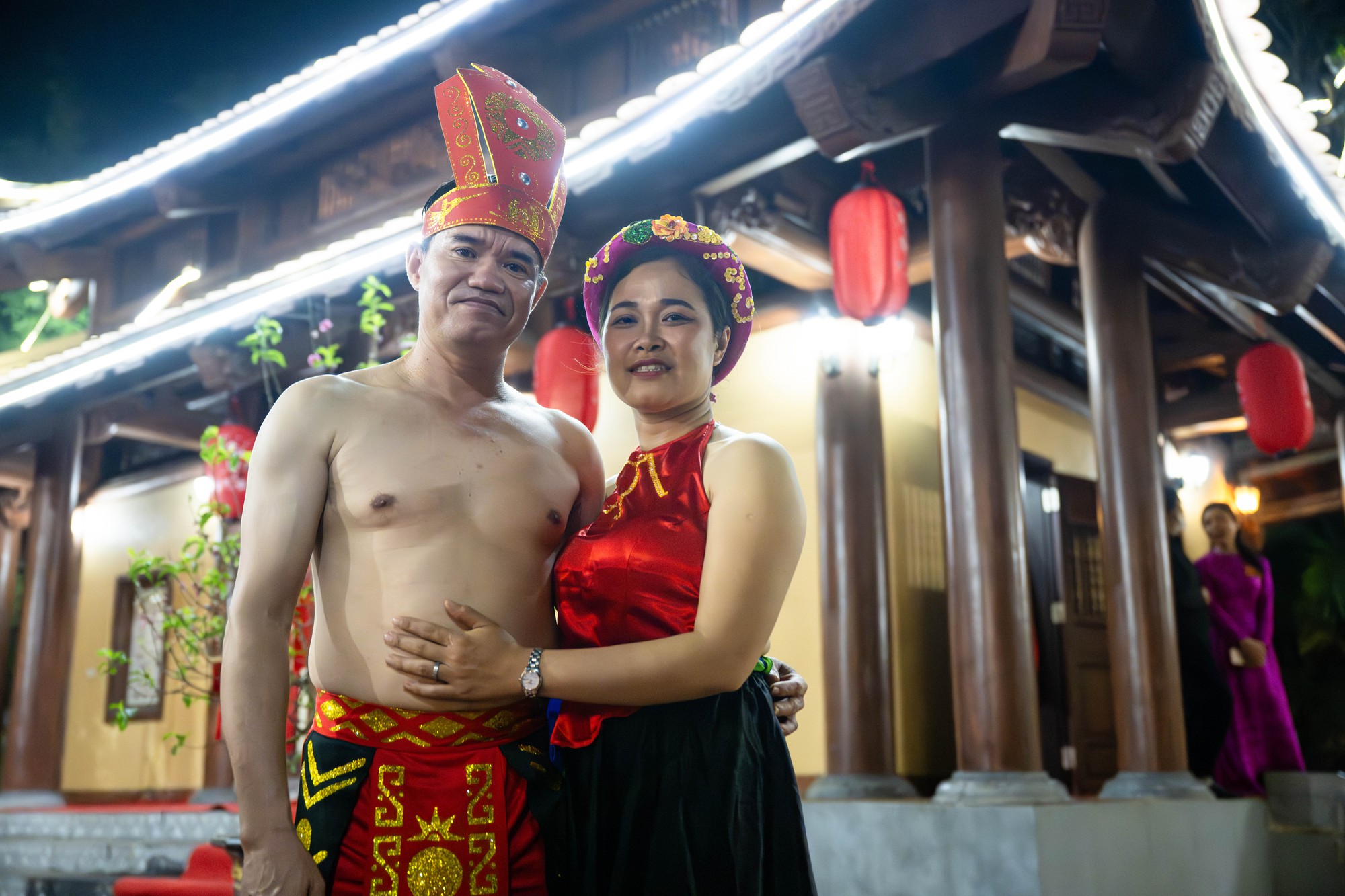 C&acirc;u chuyện &iacute;t biết về cặp đ&ocirc;i 11 năm thực hiện nghi lễ phồn thực &ldquo;linh tinh t&igrave;nh phộc&rdquo;- Ảnh 1.