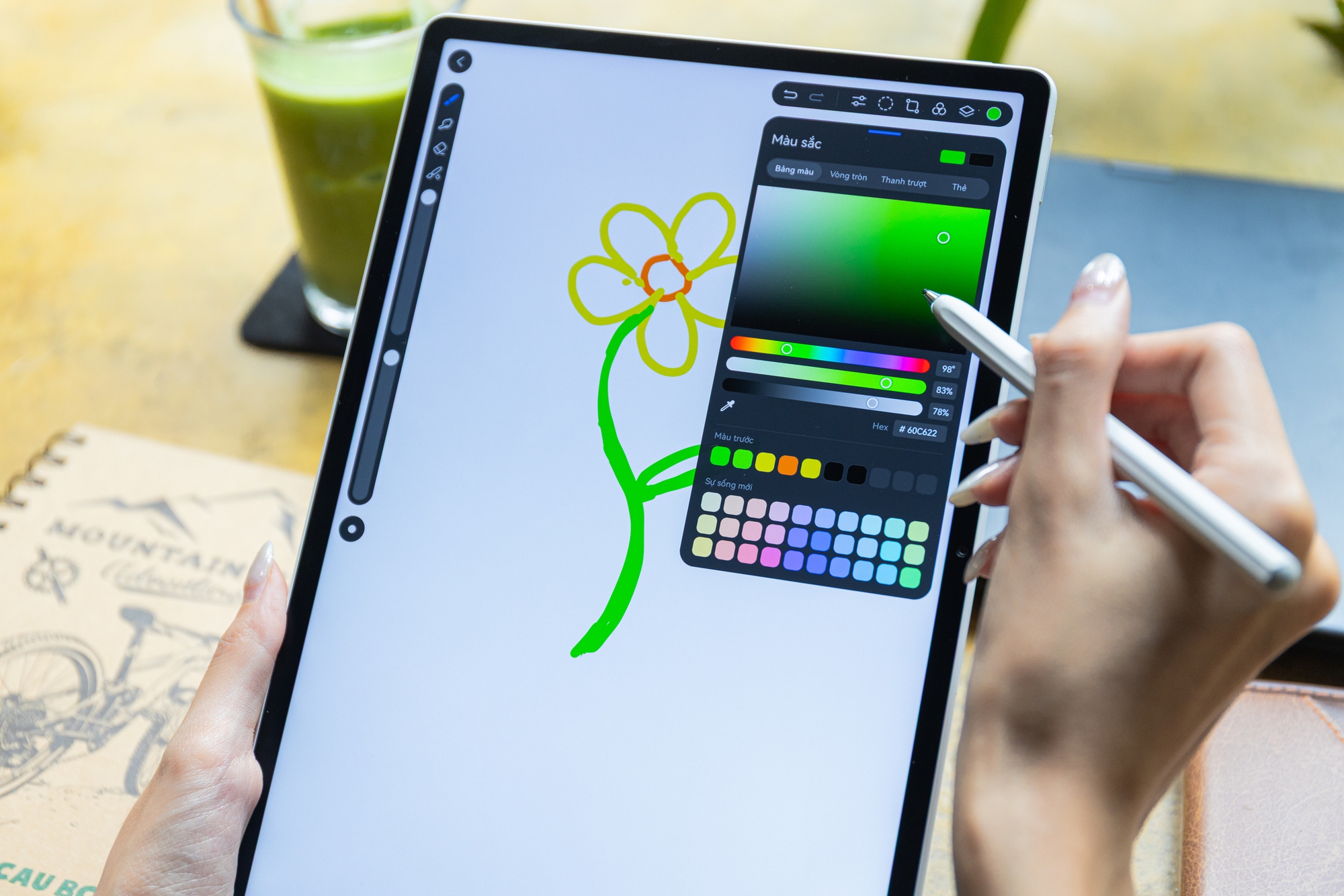 HUAWEI MatePad 12 X: Tablet định nghĩa lại khái niệm làm việc và sáng tạo, xứng danh trợ lý năng suất hàng đầu- Ảnh 9. HUAWEI MatePad 12 X: Tablet định nghĩa lại khái niệm làm việc và sáng tạo, xứng danh trợ lý năng suất hàng đầu- Ảnh 9.