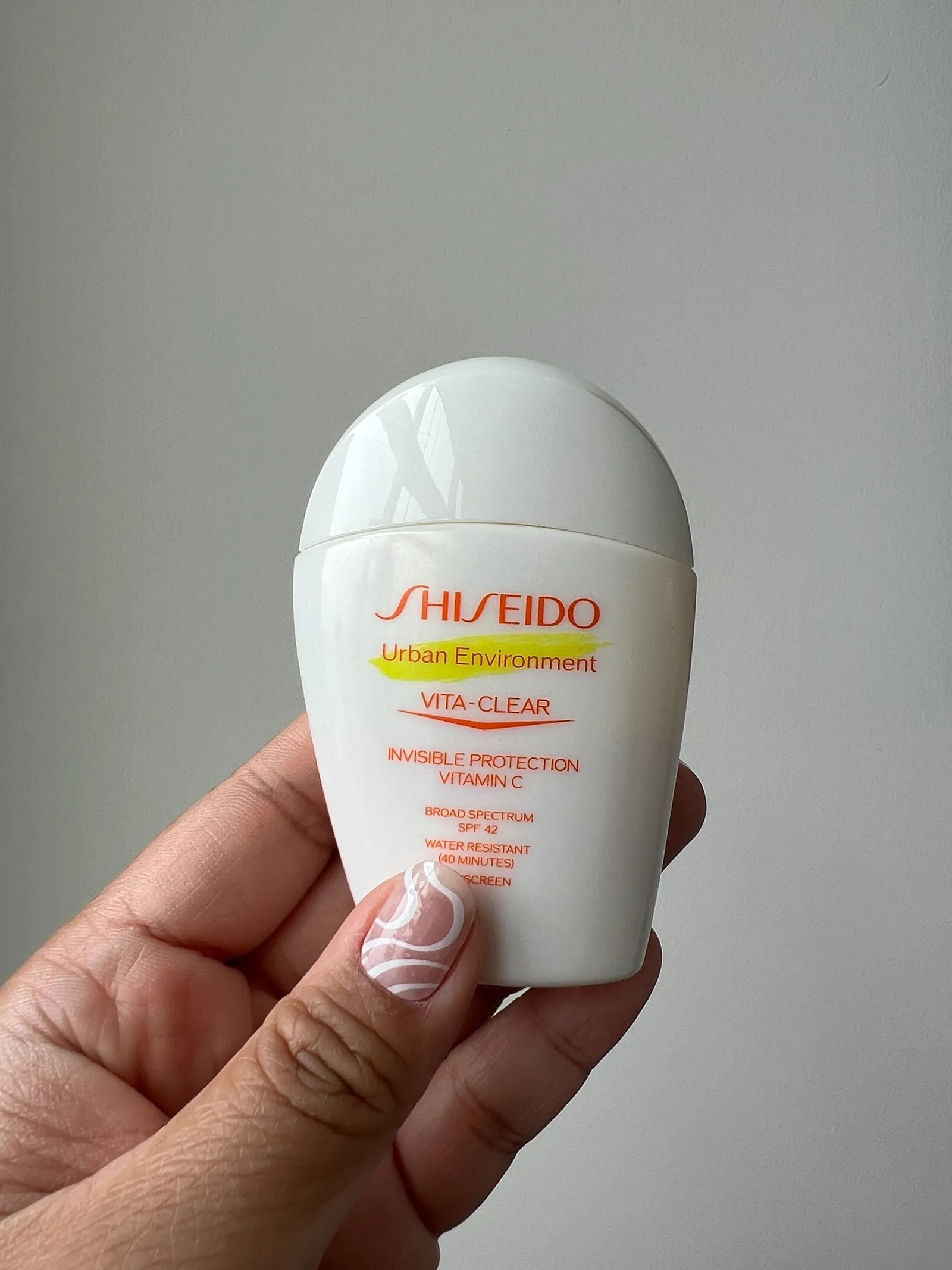 5 lọ kem chống nắng m&agrave; da xuất hiện nếp nhăn hay đốm n&acirc;u n&ecirc;n d&ugrave;ng- Ảnh 1.