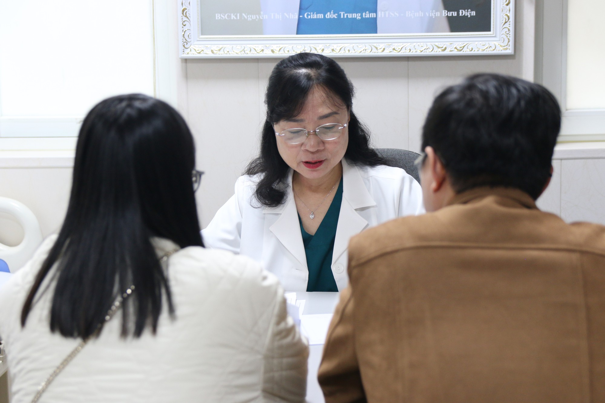 Nhiều người trẻ 20 tuổi trứng cạn, không có tinh trùng: Bác sĩ cảnh báo "thủ phạm"- Ảnh 2. Nhiều người trẻ 20 tuổi trứng cạn, không có tinh trùng: Bác sĩ cảnh báo "thủ phạm"- Ảnh 2.