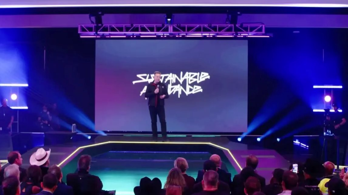 Elon Musk vẽ tương lai AI kh&ocirc;ng tưởng: Con người kh&ocirc;ng cần l&agrave;m việc, tiền bạc trở n&ecirc;n v&ocirc; nghĩa, robot nhiều hơn cả d&acirc;n số chung- Ảnh 2.