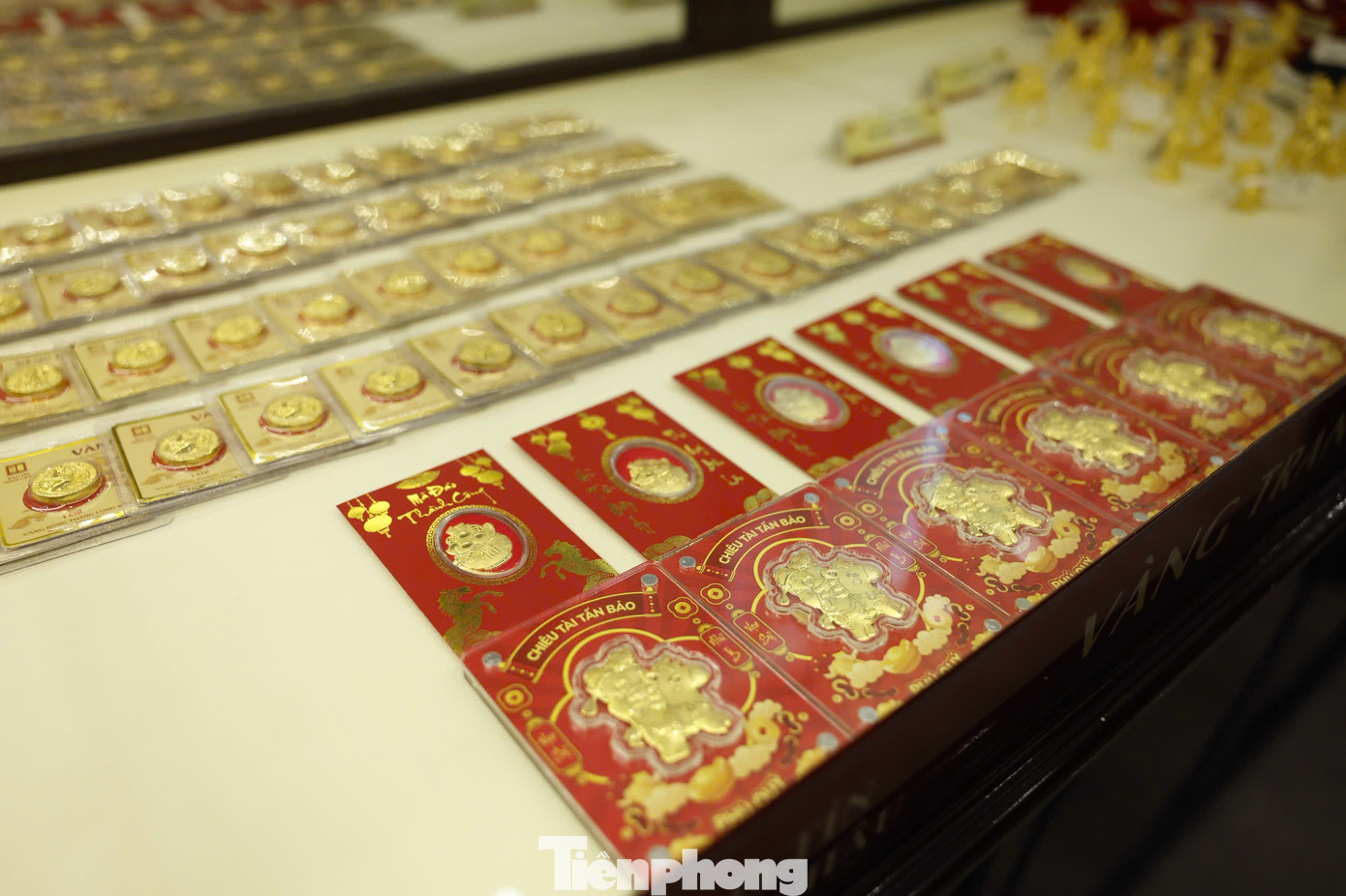 Gi&aacute; v&agrave;ng tăng rất mạnh- Ảnh 1.