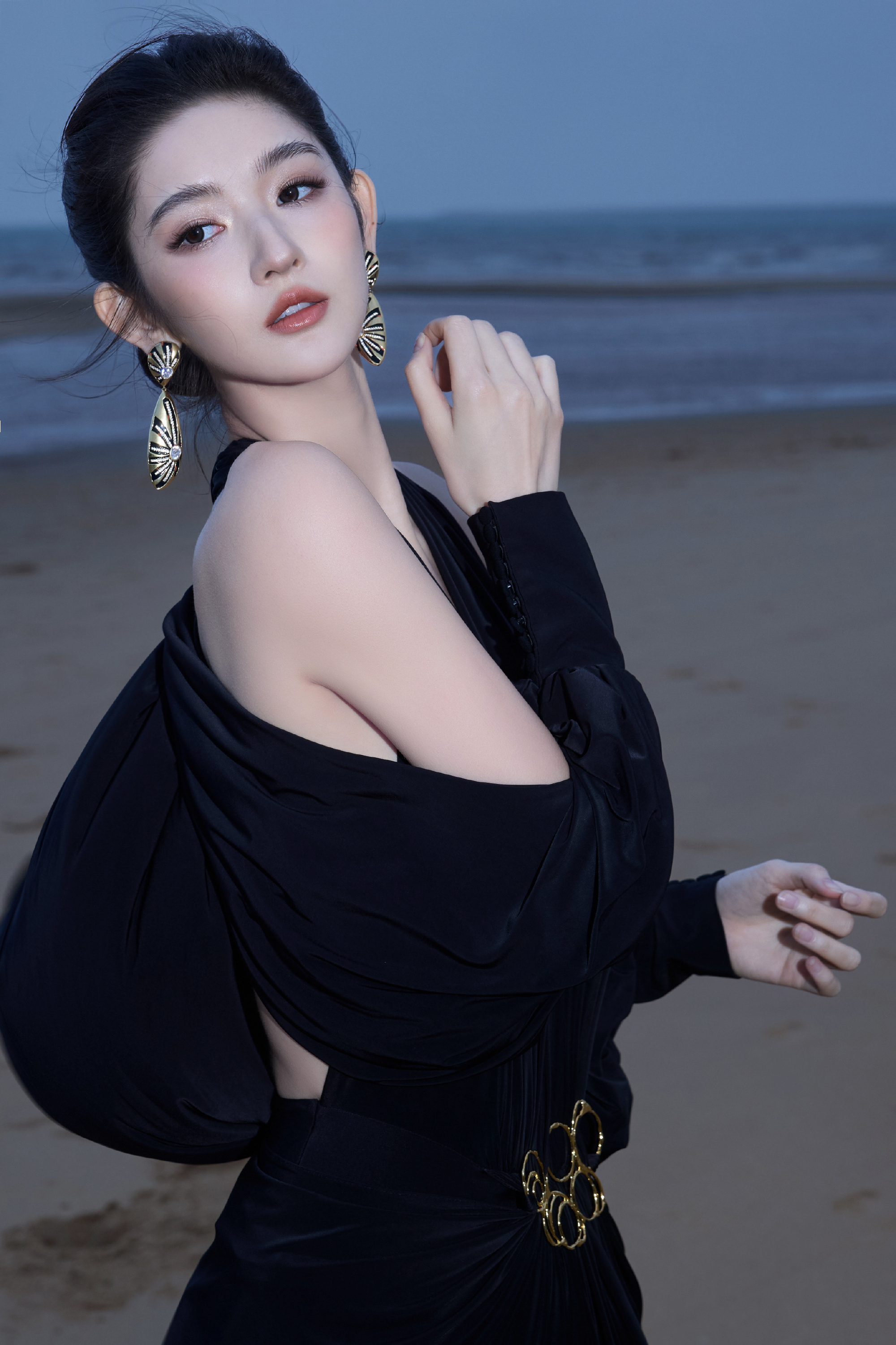 Mỹ nh&acirc;n gen Z n&oacute;i xấu cả showbiz chia tay bạn trai diễn vi&ecirc;n hơn 10 tuổi, đang rao b&aacute;n gấp căn hộ hạng sang- Ảnh 7.