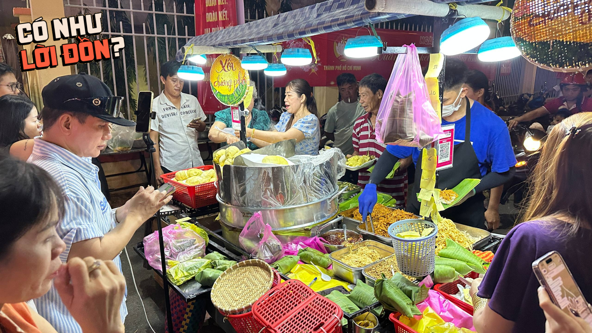 Cận cảnh xe x&ocirc;i 38 năm b&aacute;n đ&uacute;ng 3 ng&agrave;y/tuần, kh&aacute;ch bốc số đến 300 khiến chủ qu&aacute;n trở tay kh&ocirc;ng kịp- Ảnh 1.