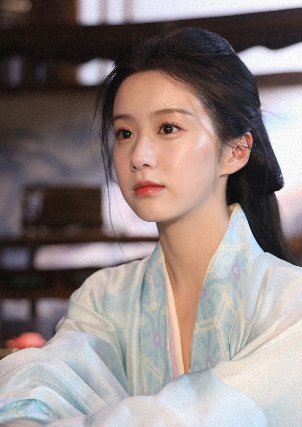 Phong hoa tuyệt đại cũng kh&ocirc;ng đủ h&igrave;nh dung mỹ nh&acirc;n n&agrave;y: Trời sinh để đ&oacute;ng cổ trang, ngắm một hồi tưởng xuy&ecirc;n kh&ocirc;ng- Ảnh 7.