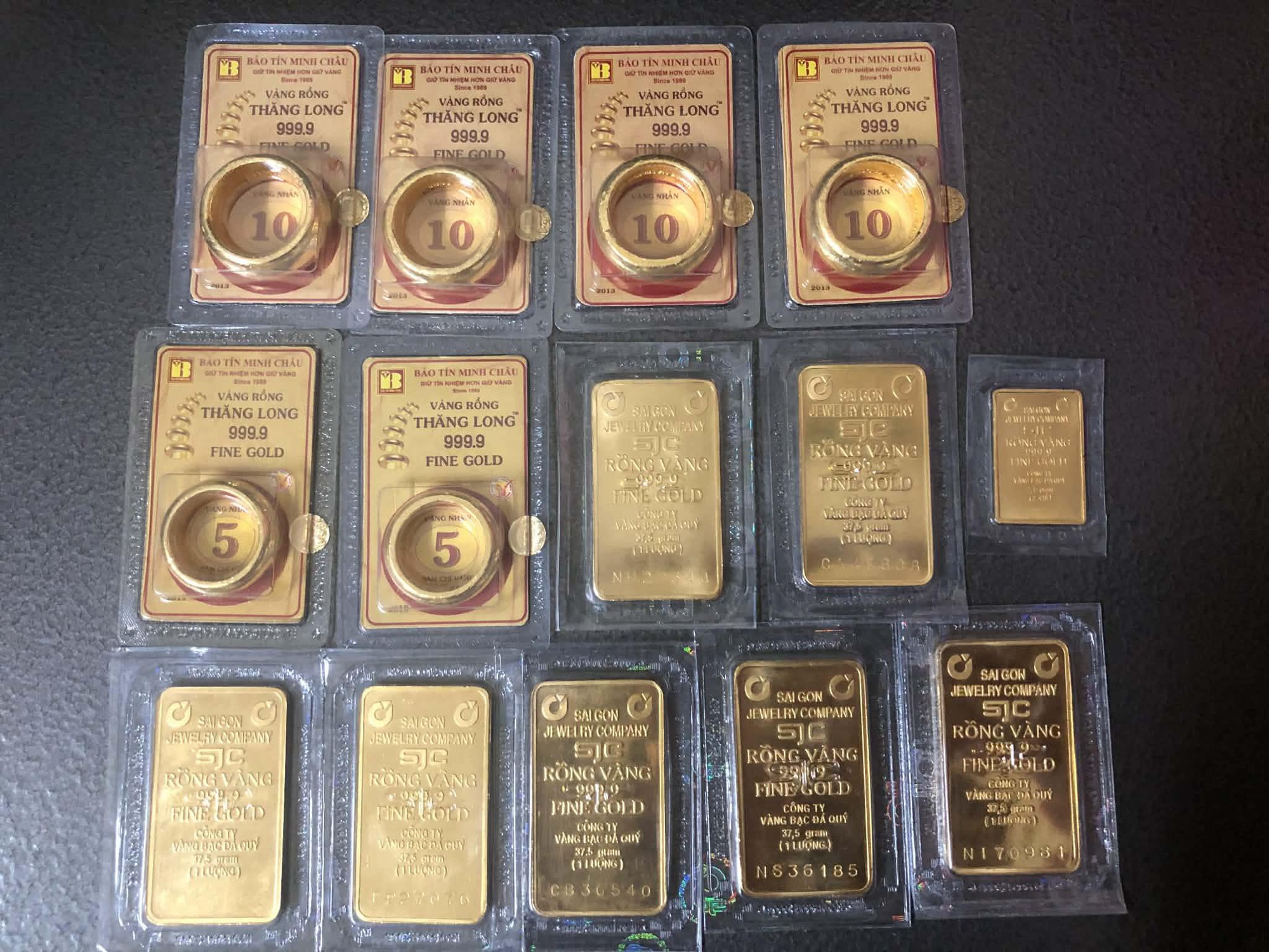 "Có nên mua vàng hôm nay không?” - kinh nghiệm tích lũy 20 cây vàng giúp tôi quyết định sáng suốt, không hoảng loạn- Ảnh 2.