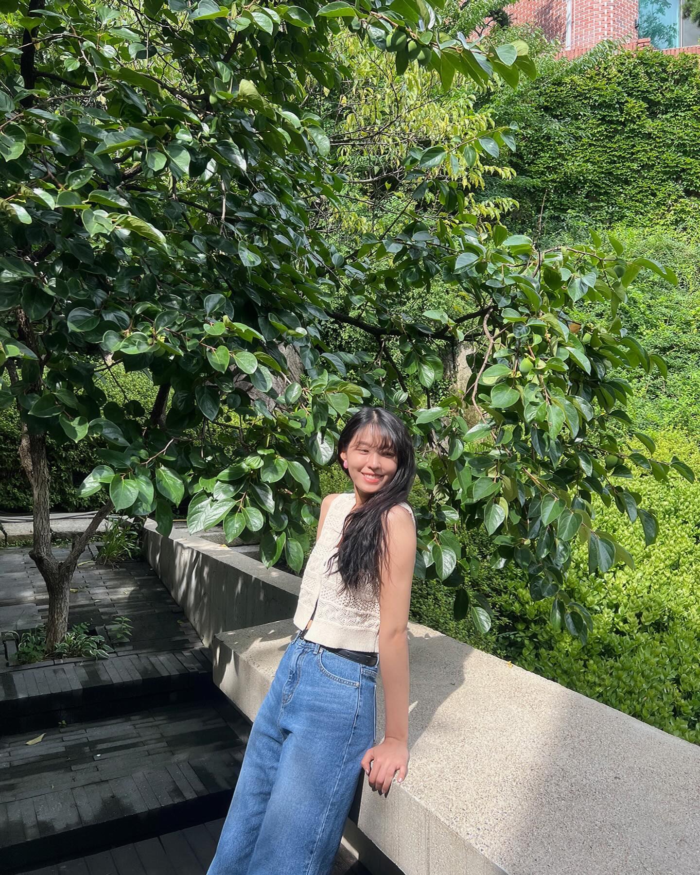 Mỹ nữ đóng cùng Song Hye Kyo trong siêu phẩm sắp chiếu: Nhan sắc như thiên thần, style xuất sắc- Ảnh 17. Mỹ nữ đóng cùng Song Hye Kyo trong siêu phẩm sắp chiếu: Nhan sắc như thiên thần, style xuất sắc- Ảnh 17.