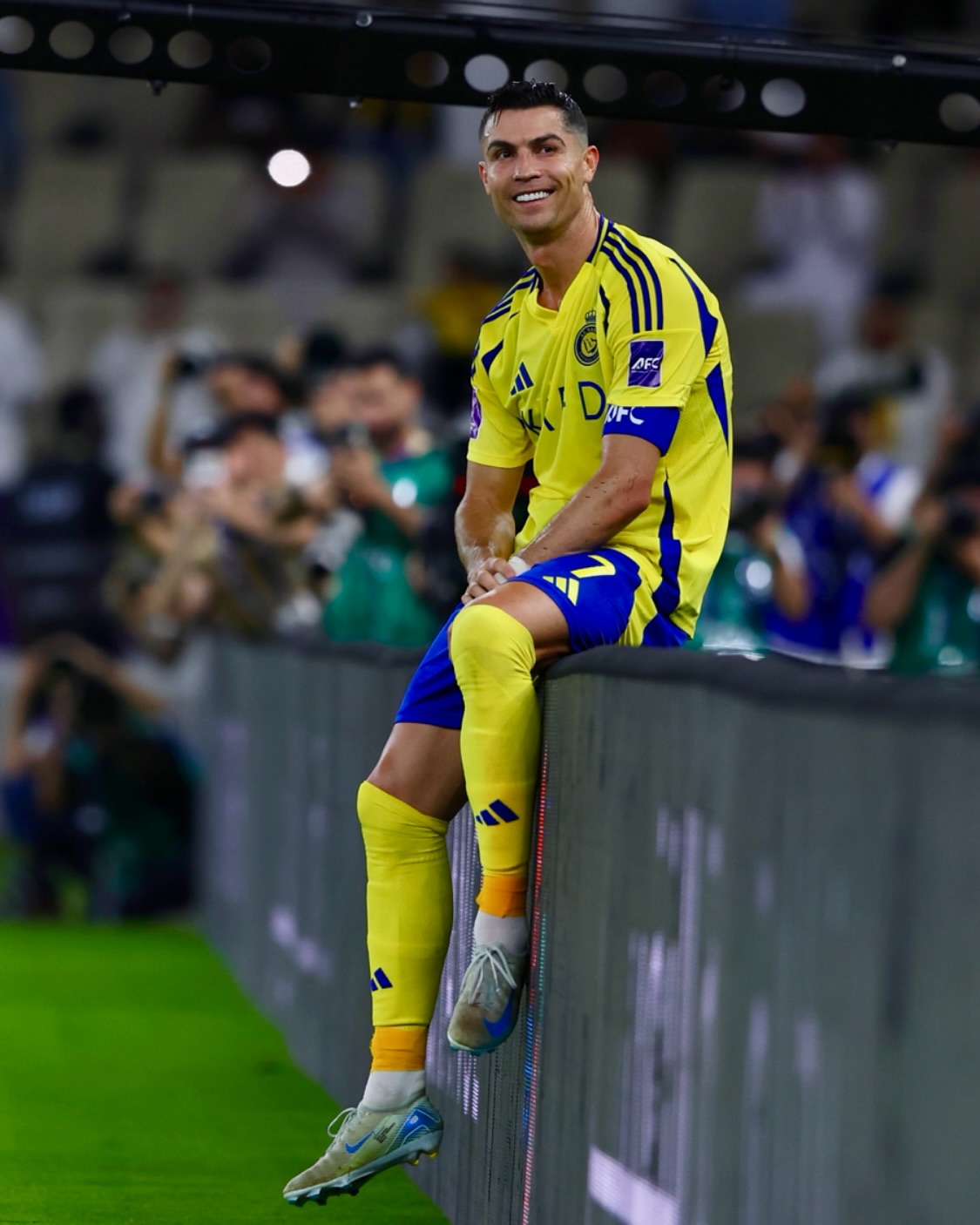 Sau cơn giận dỗi, tương lai Ronaldo sẽ đi về đ&acirc;u?- Ảnh 1.