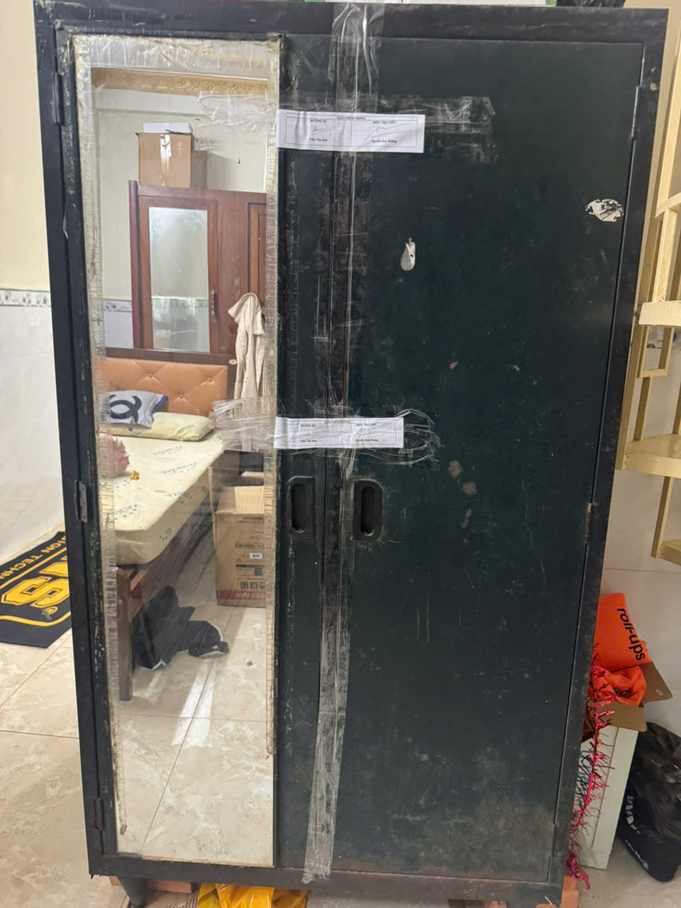 Triệt ph&aacute; đường d&acirc;y "ph&ugrave; ph&eacute;p" dung m&ocirc;i th&agrave;nh xăng RON A95 tại TP.HCM- Ảnh 4.