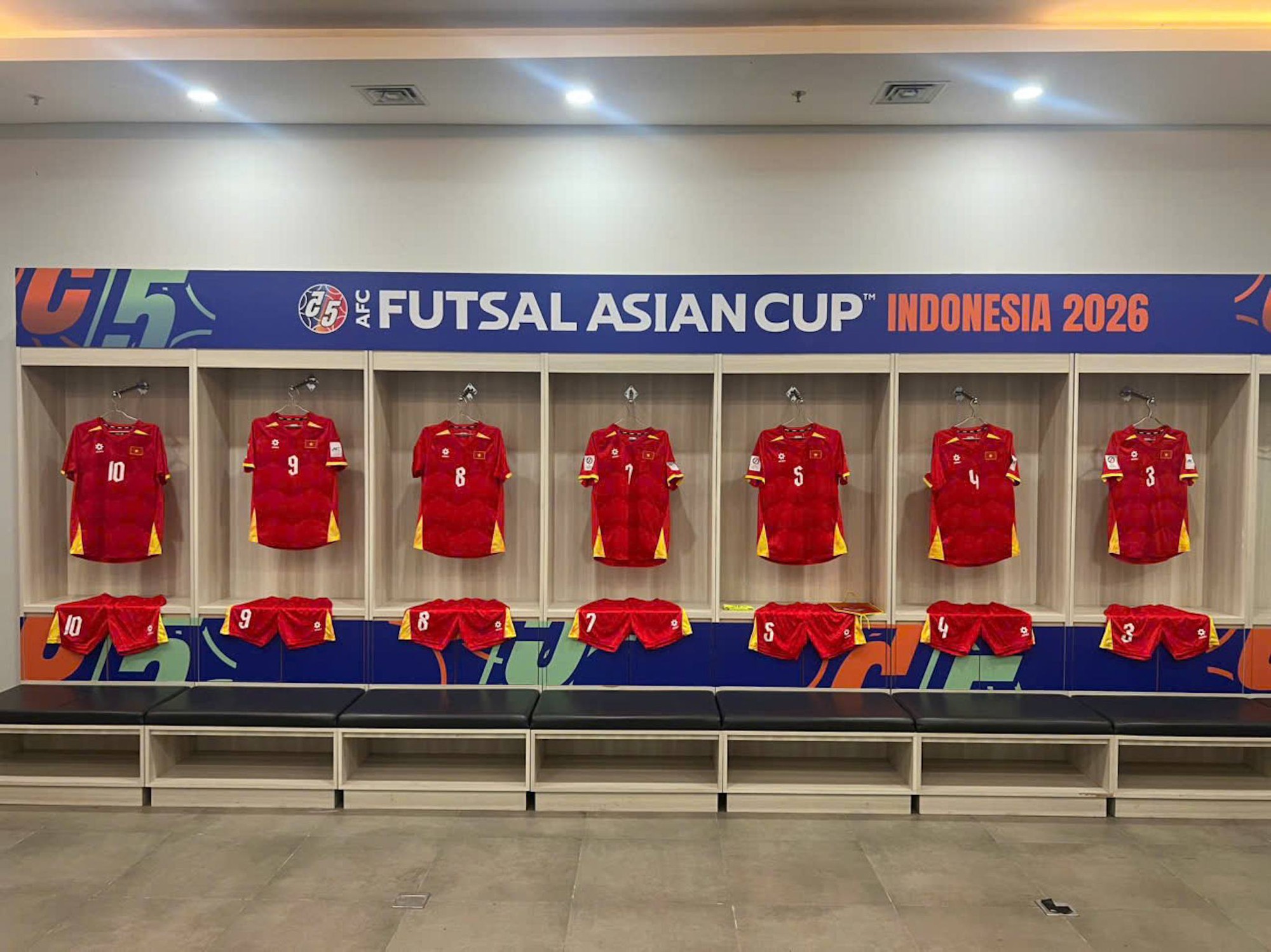 Diễn biến Việt Nam vs Indonesia tại tứ kết Futsal ch&acirc;u &Aacute; 2026: Indonesia dẫn 2-0- Ảnh 2.