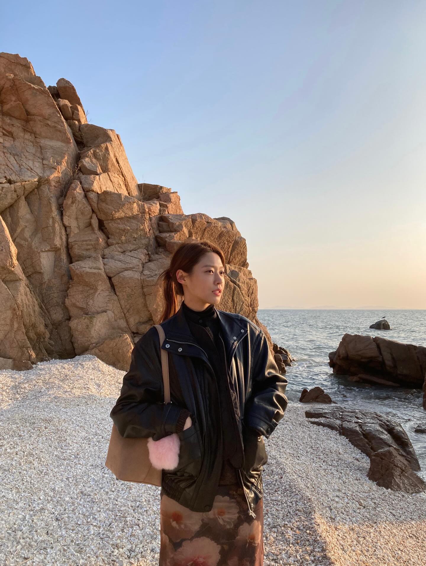 Mỹ nữ đóng cùng Song Hye Kyo trong siêu phẩm sắp chiếu: Nhan sắc như thiên thần, style xuất sắc- Ảnh 16. Mỹ nữ đóng cùng Song Hye Kyo trong siêu phẩm sắp chiếu: Nhan sắc như thiên thần, style xuất sắc- Ảnh 16.