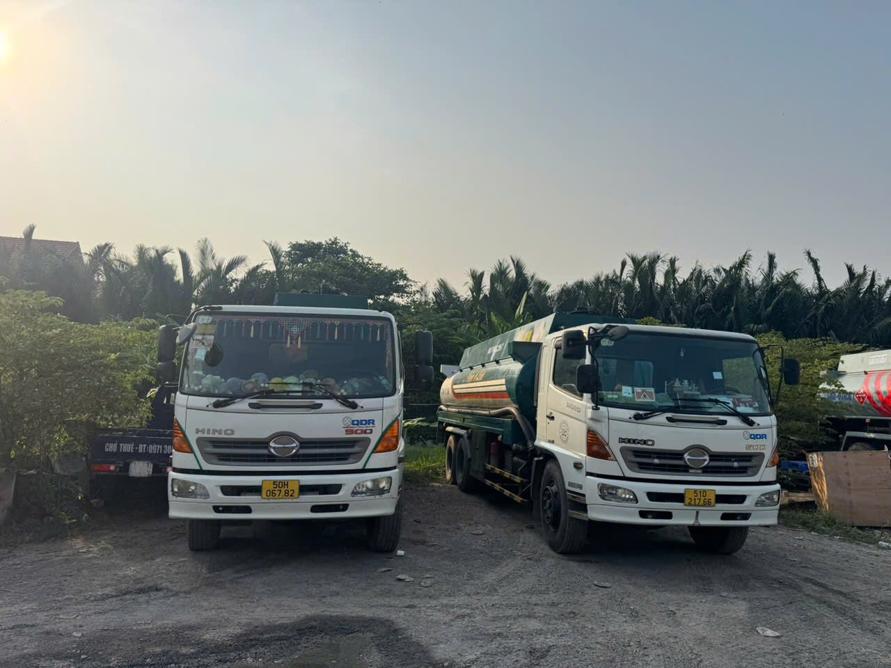 Triệt ph&aacute; đường d&acirc;y "ph&ugrave; ph&eacute;p" dung m&ocirc;i th&agrave;nh xăng RON A95 tại TP.HCM- Ảnh 2.