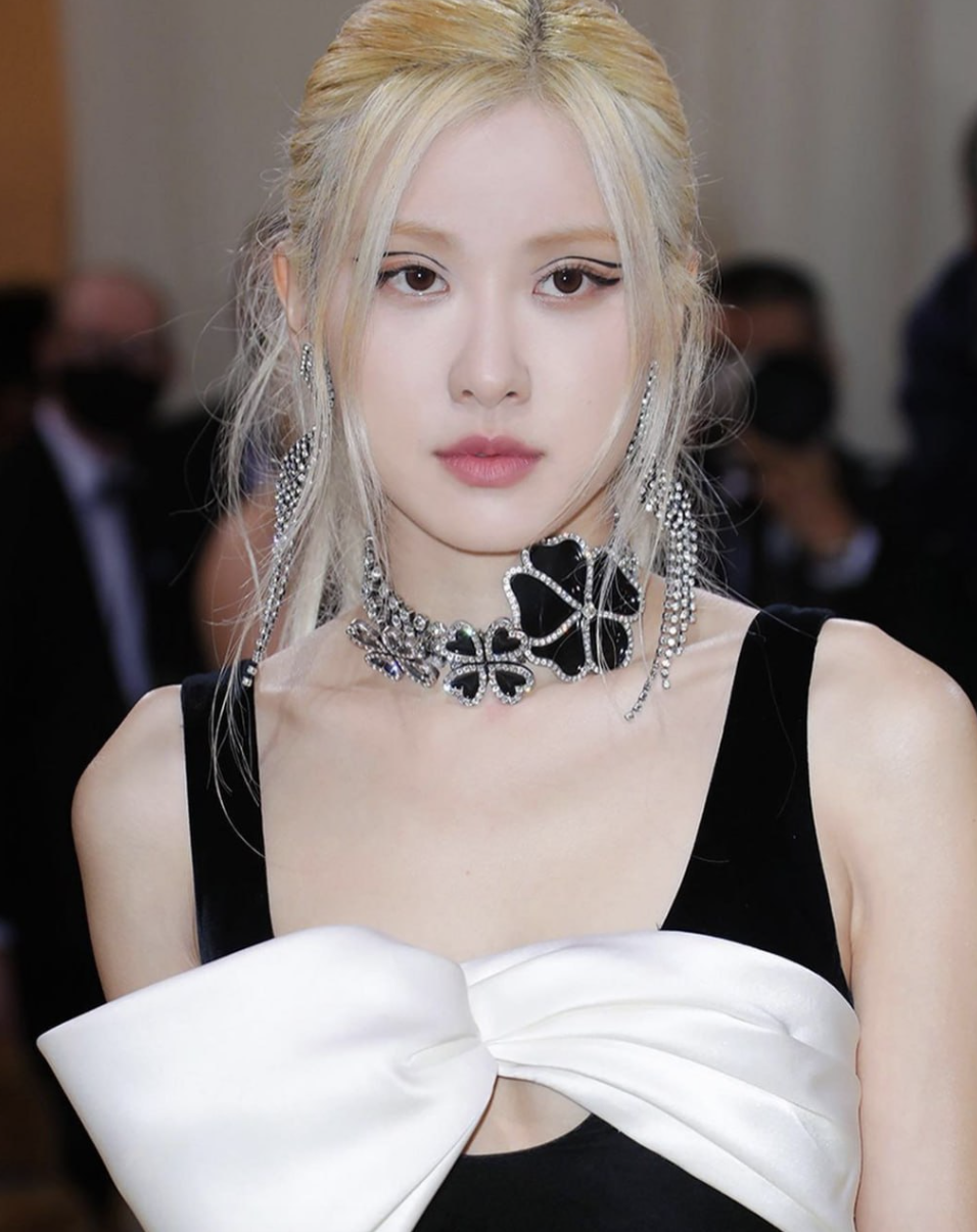 Ros&eacute; h&atilde;y đổi stylist cho bớt "nhạt"!- Ảnh 15.