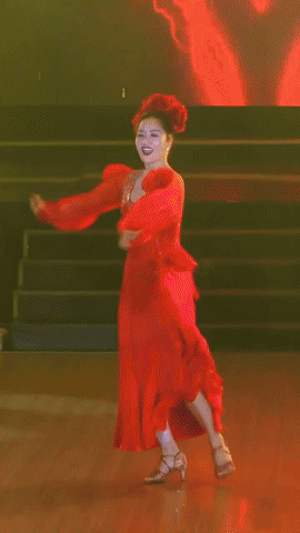 Kh&aacute;nh Thi qu&aacute; ch&oacute;i mắt: 7 năm mới trở lại s&agrave;n nhảy vẫn giật trọn spotlight, lấn &aacute;t cả Phan Hiển - Thu Hương- Ảnh 4.