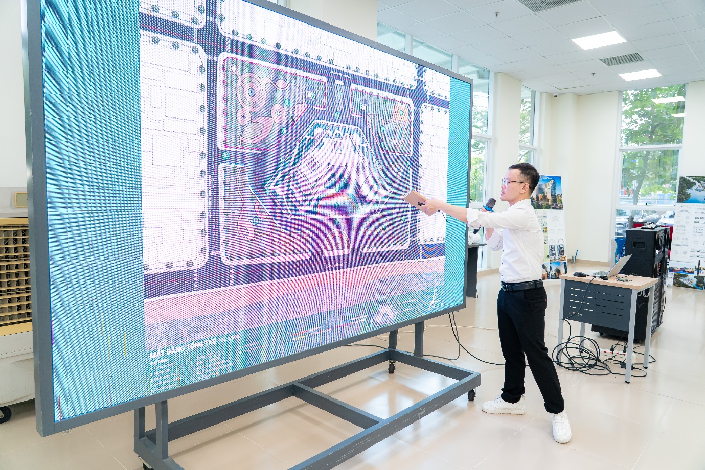 Người trẻ vẽ tương lai đô thị bằng tư duy kiến trúc xanh- Ảnh 1. Người trẻ vẽ tương lai đô thị bằng tư duy kiến trúc xanh- Ảnh 1.