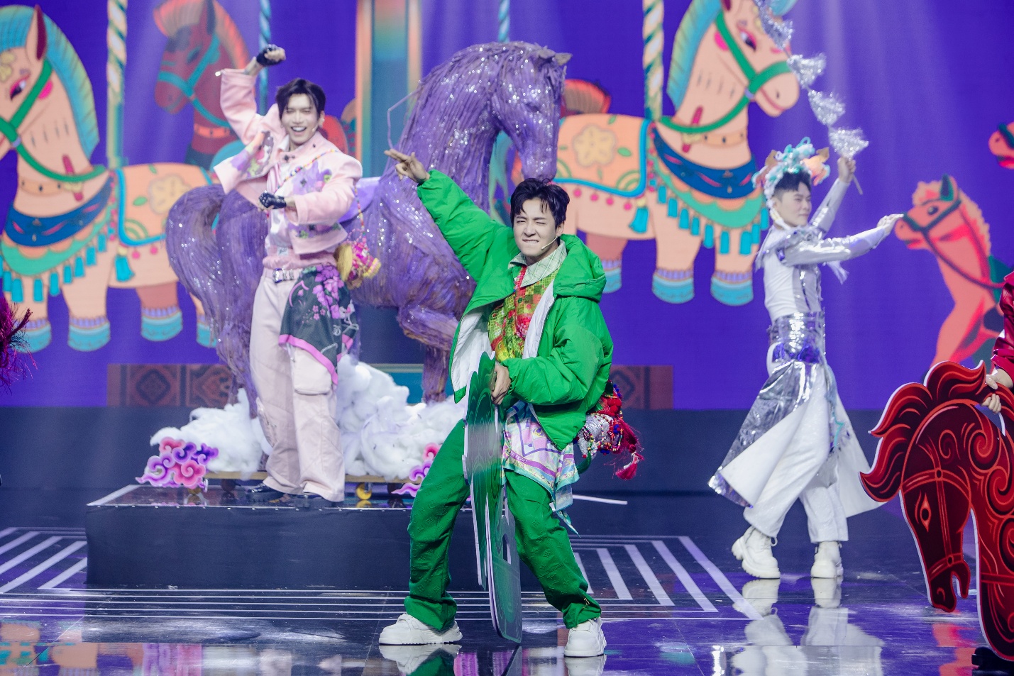 Tổng đạo diễn Trần Thành Trung và cuộc chơi lớn mở màn Gala Nhạc Việt Tết 2026- Ảnh 3. Tổng đạo diễn Trần Thành Trung và cuộc chơi lớn mở màn Gala Nhạc Việt Tết 2026- Ảnh 3.