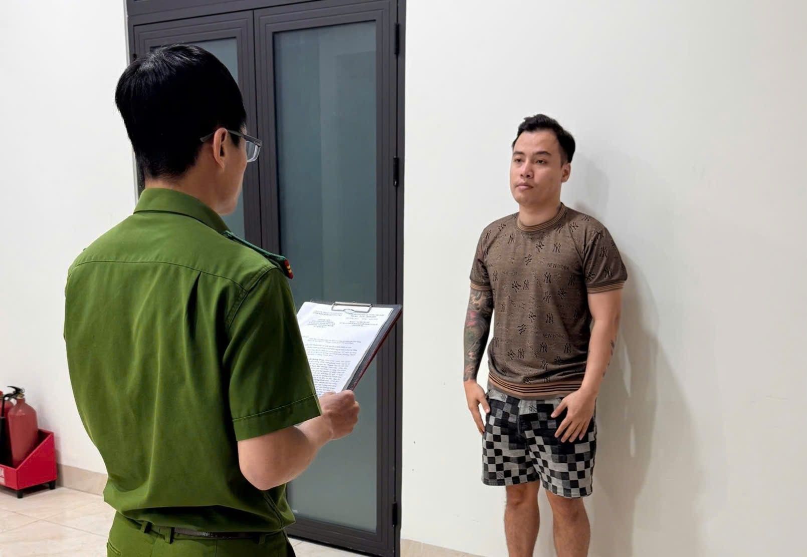 Thi hành lệnh bắt tạm giam Trịnh Ngọc Đạt Dương SN 1996- Ảnh 1.