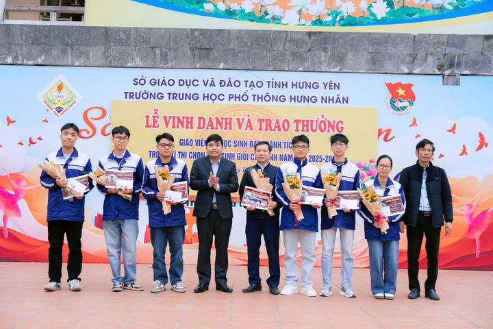 Ph&iacute;a sau điểm số 96,1/100 của t&acirc;n Thủ khoa kỳ thi đ&aacute;nh gi&aacute; tư duy B&aacute;ch khoa- Ảnh 2.