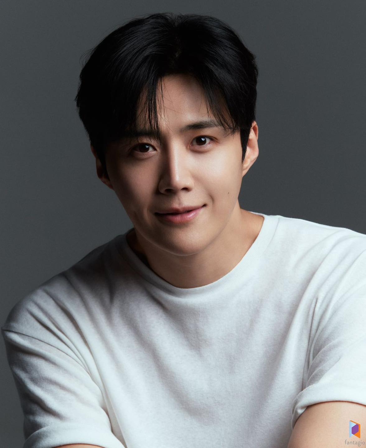 N&oacute;ng: Kim Seon Ho thừa nhận sai phạm trốn thuế, xin lỗi v&agrave; nộp bổ sung- Ảnh 1.