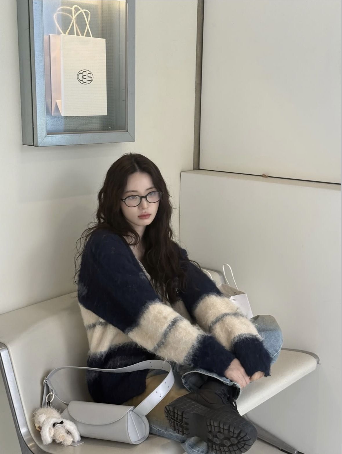 Đi l&agrave;m m&agrave; cứ thế n&agrave;y th&igrave; kh&ocirc;ng bao giờ kh&aacute; được: Đừng tưởng c&oacute; việc c&oacute; thu nhập l&agrave; ổn!- Ảnh 1.