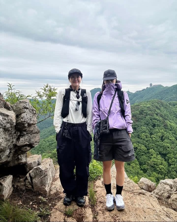 B&iacute; mật của những người kh&ocirc;ng l&agrave;m g&igrave; cũng được y&ecirc;u qu&yacute;- Ảnh 1.