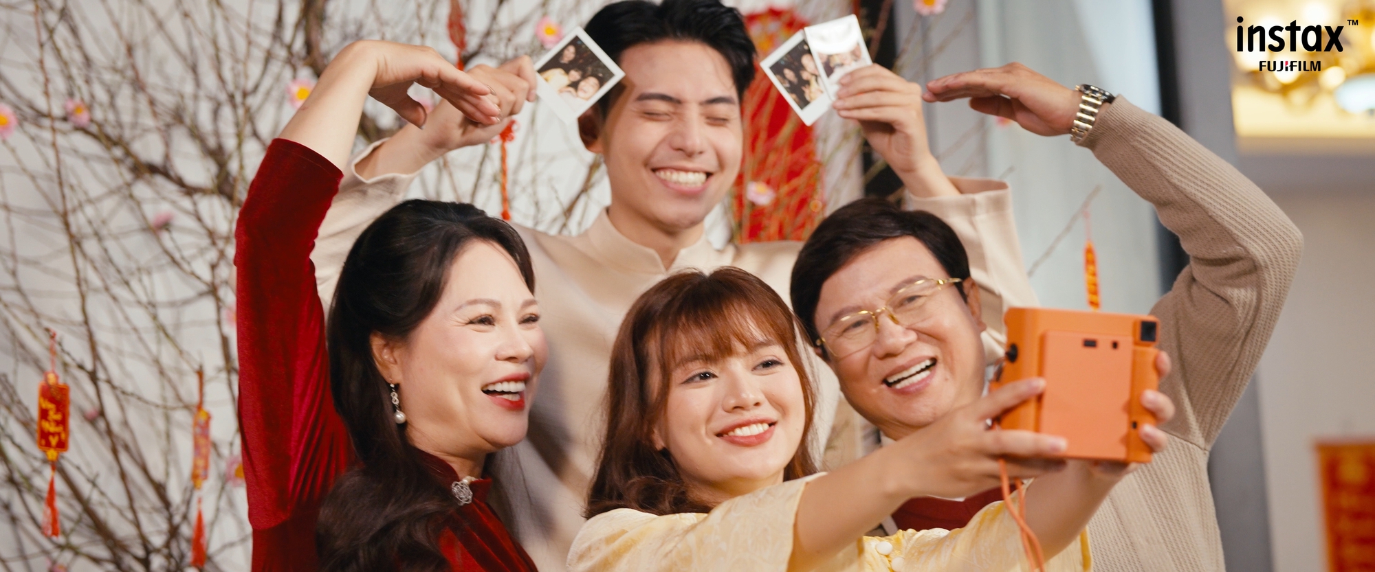 Khi Tết chỉ cần đủ để vui, đầy để nhớ- Ảnh 1.