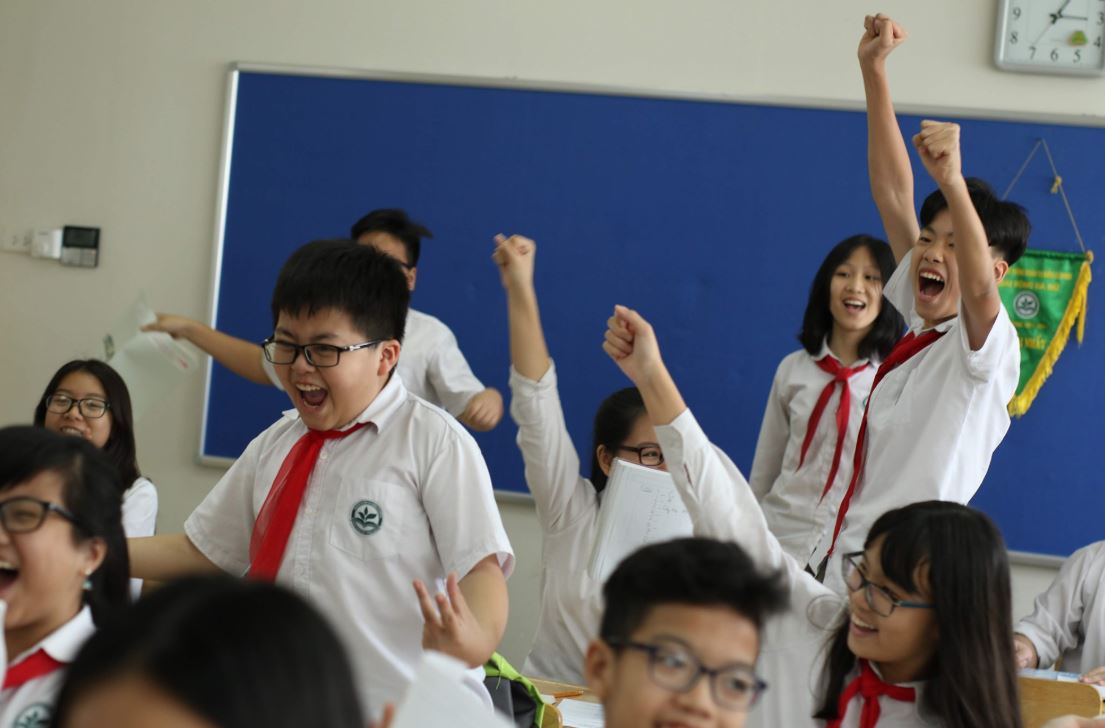 Đọc chia sẻ mới đ&acirc;y của 1 Hiệu trưởng m&agrave; t&ocirc;i phải thốt l&ecirc;n: "Cảm ơn đ&atilde; n&oacute;i thay nỗi l&ograve;ng của cả phụ huynh v&agrave; học sinh"!- Ảnh 2.