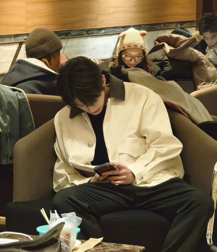 B&iacute; mật nằm trong điện thoại của người EQ cao- Ảnh 1.