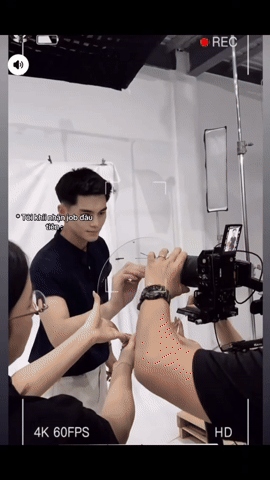 So k&egrave; 2 ng&ocirc;i sao quảng c&aacute;o U23 Việt Nam: Đ&igrave;nh Bắc 