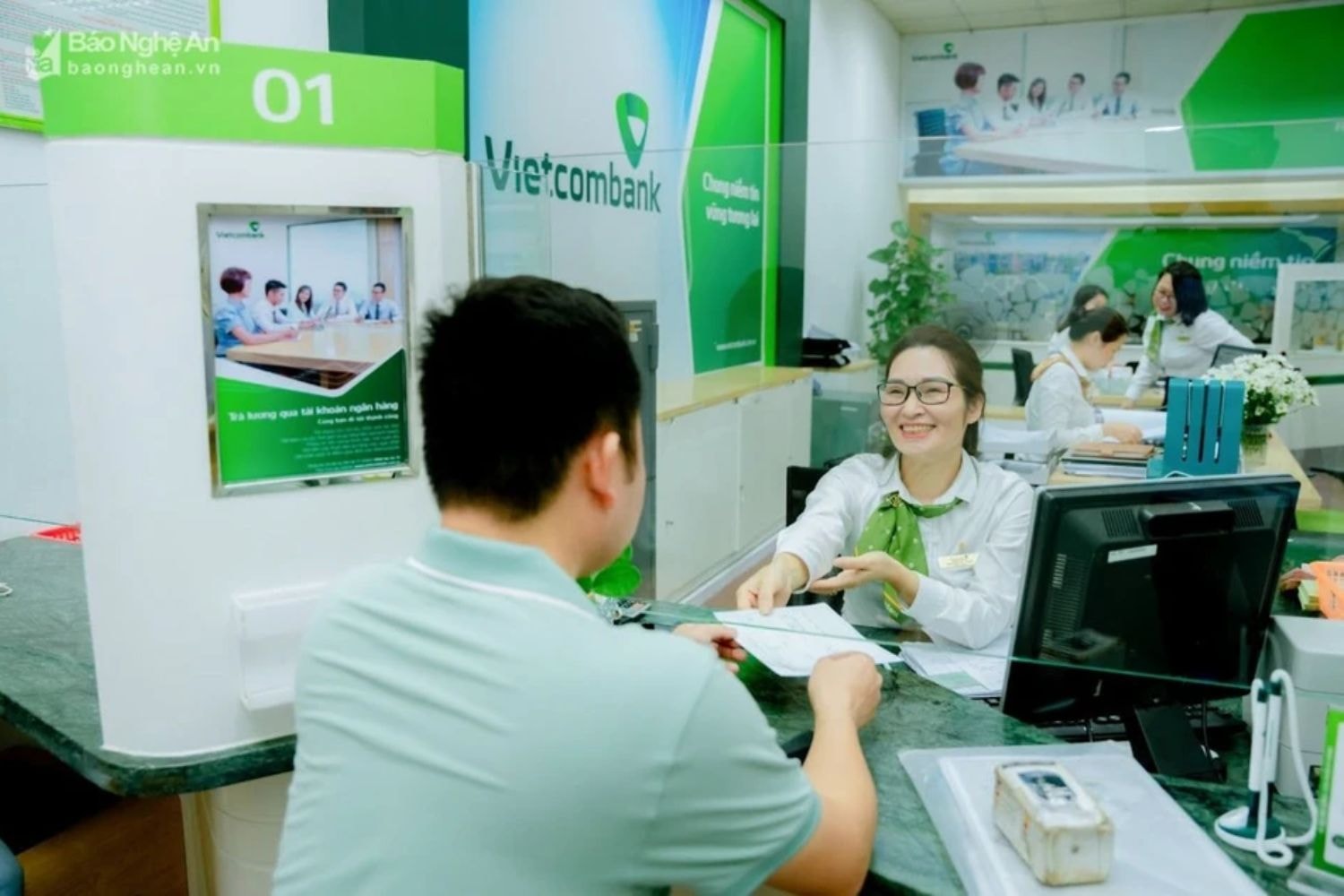 Vietcombank th&ocirc;ng b&aacute;o quan trọng về việc chuyển tiền dịp Tết Ất Tỵ 2026- Ảnh 2.