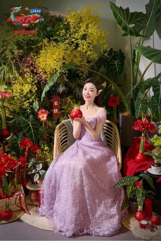 Tết n&agrave;y đừng chỉ chơi đ&agrave;o quất: Thử ngay lo&agrave;i hoa "hệ lười" kh&ocirc;ng cần tưới vẫn nở rực rỡ, t&ecirc;n gọi nghe th&ocirc;i đ&atilde; thấy tiền t&agrave;i tới tấp!- Ảnh 6.