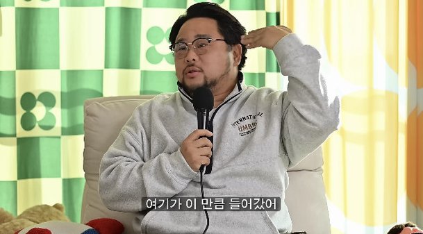 Nam diễn vi&ecirc;n bị kẹt đầu trong thang m&aacute;y, bị mất khứu gi&aacute;c vĩnh viễn- Ảnh 2.